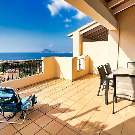 Villa Charming Townhouse With Sea Views & Pool In Altea à Calp Extérieur photo