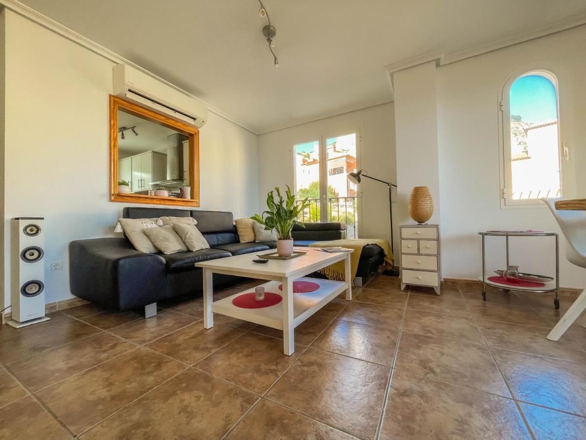 Villa Charming Townhouse With Sea Views & Pool In Altea à Calp Extérieur photo