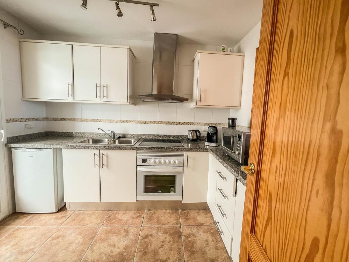 Villa Charming Townhouse With Sea Views & Pool In Altea à Calp Extérieur photo